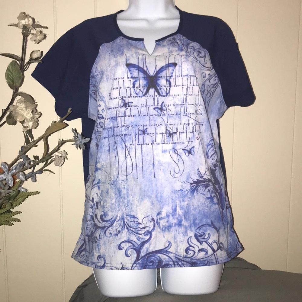 Cherokee scrub top